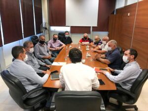 Lee más sobre el artículo El ministro de Producción se reunió con autoridades del sector vitivinícola