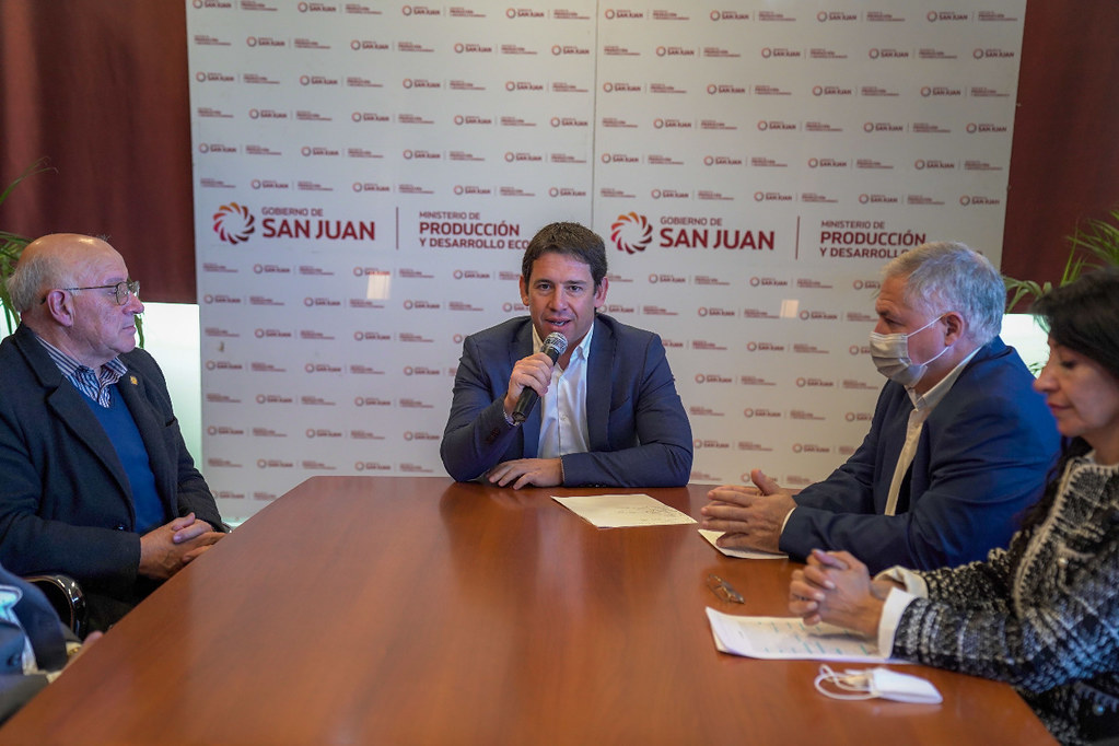 En este momento estás viendo Producción y la UNSJ lanzaron una diplomatura para emprendedores