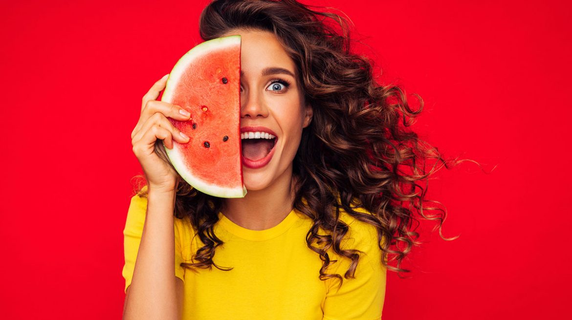 En este momento estás viendo Beneficios de la sandía: propiedades nutricionales para tu salud