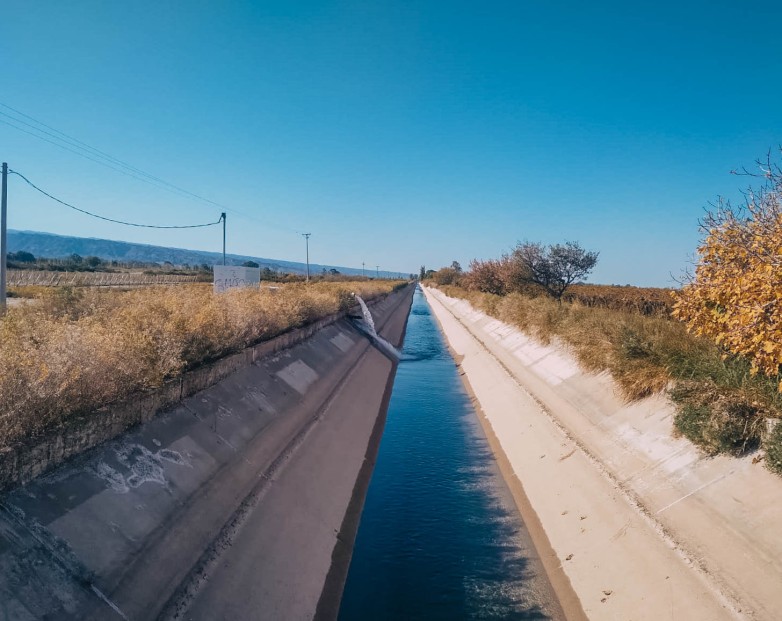Lee más sobre el artículo Hidráulica entrega agua a chacareros con suministro de perforaciones públicas