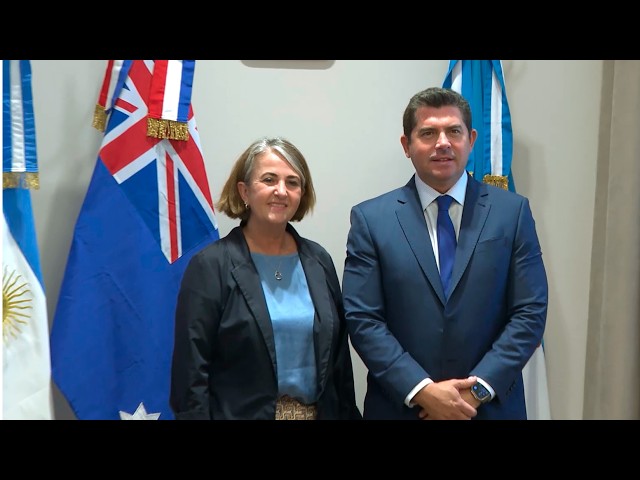 Lee más sobre el artículo Orrego recibió a la embajadora de Australia quien destacó el potencial de cooperación minera